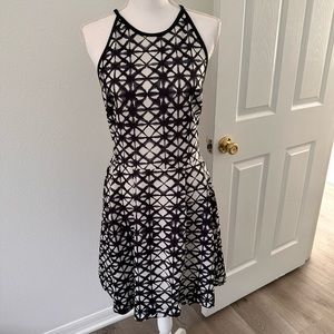 Women’s black and white sundress medium
